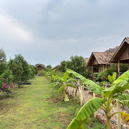 Mowgli'S Cafe Hampi & Guest House 外观 照片
