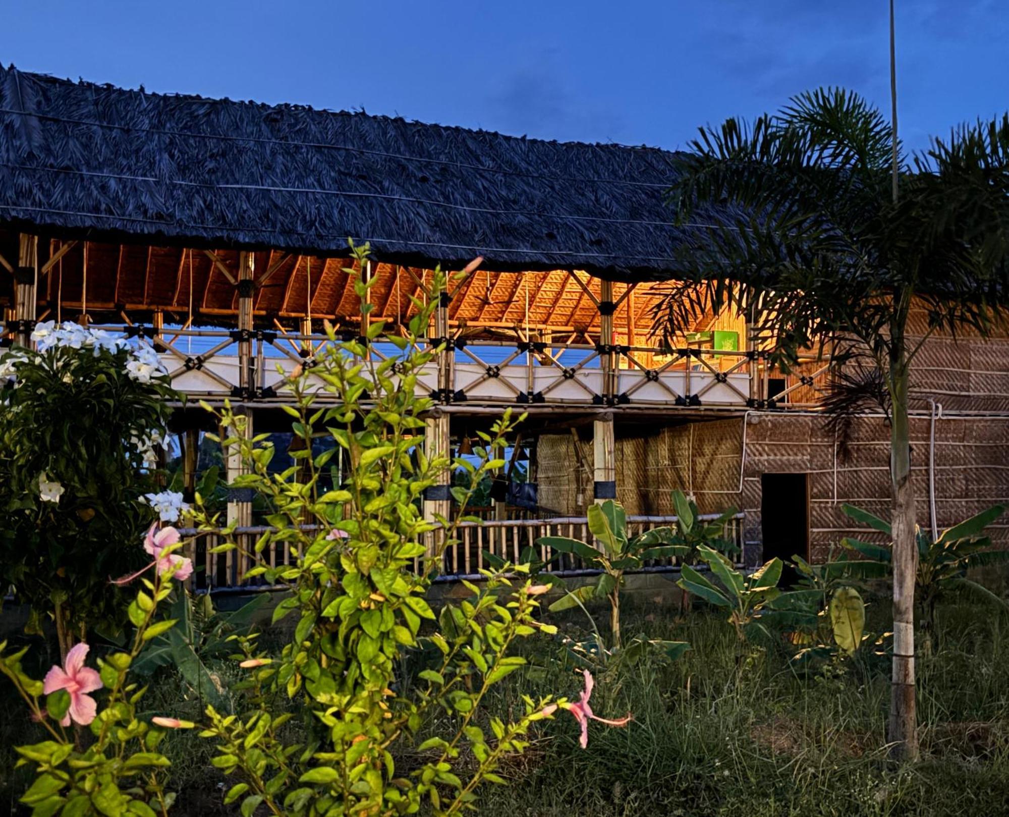 Mowgli'S Cafe Hampi & Guest House 外观 照片